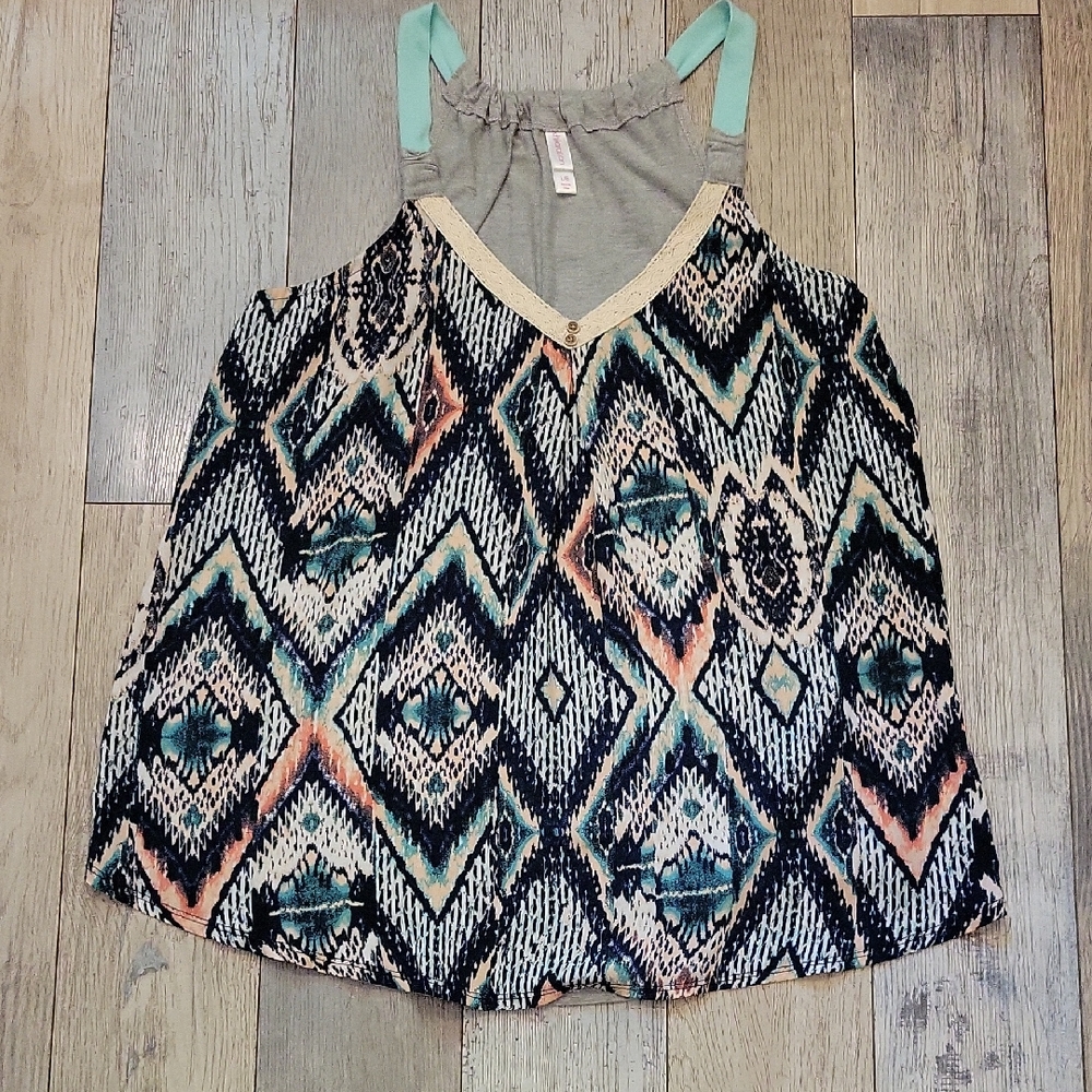 Xhilaration Black and Blue Patterned Tank